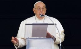 Papa Francis’den Gazze açıklaması: Yalvarıyorum…