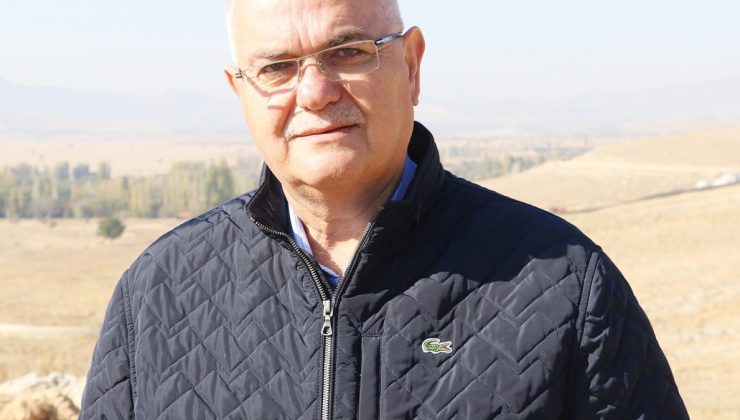 AKP’li başkan yediğini, içtiğini giydiğini belediyeye fatura etti