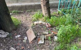 Üç kardeş babalarını dava etti: Bebek mezarı 20 yıl sonra açıldı