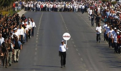 ‘Adalet Yürüyüşü’ne saldırı girişimi davasında tutuklu sanık kalmadı