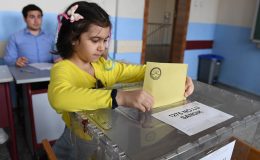 Elektronik seçim için ilk adım atıldı