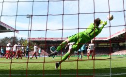 Bayer Leverkusen şampiyonluk için gün sayıyor