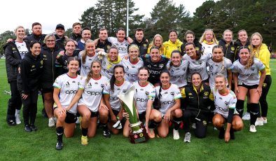 Beş trans futbolcuyla kupa kazanan kadın takımı tartışma yarattı: “Bacağını iki yerden kırdılar”