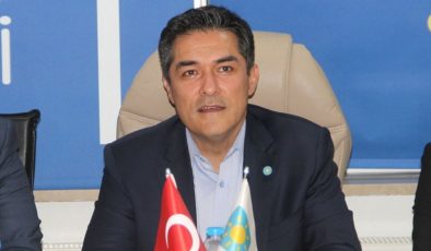 Buğra Kavuncu istifa etti